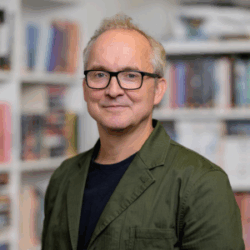 Iain MacGregor