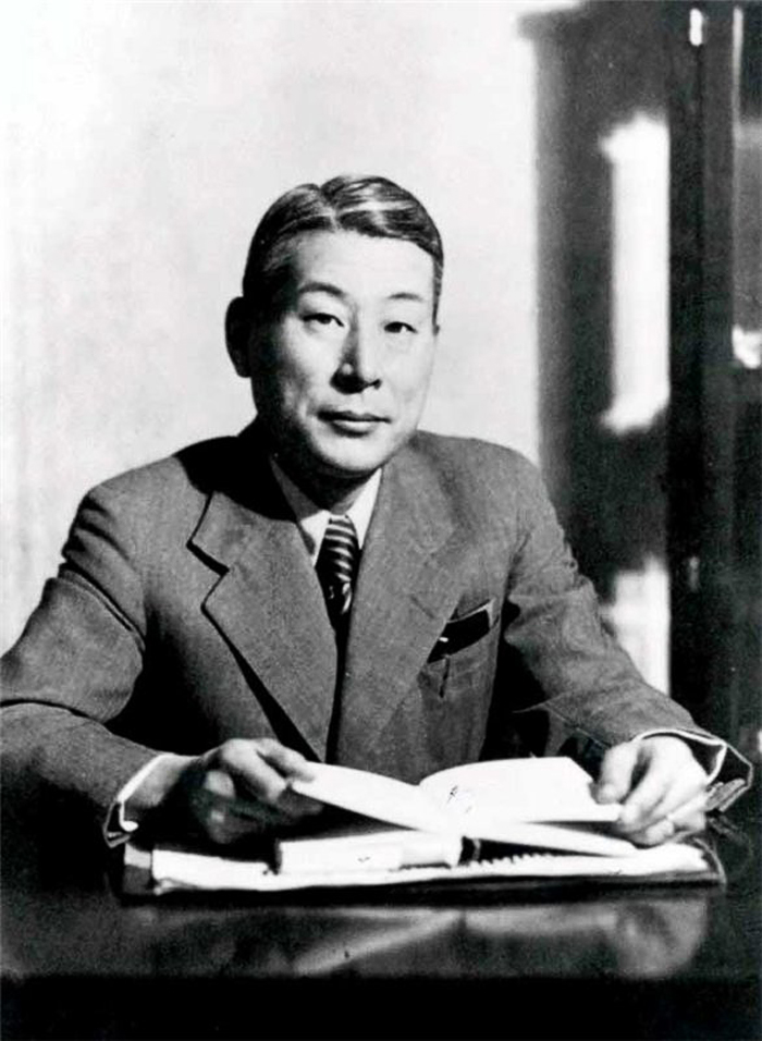 Historical Heroes: Chiune Sugihara